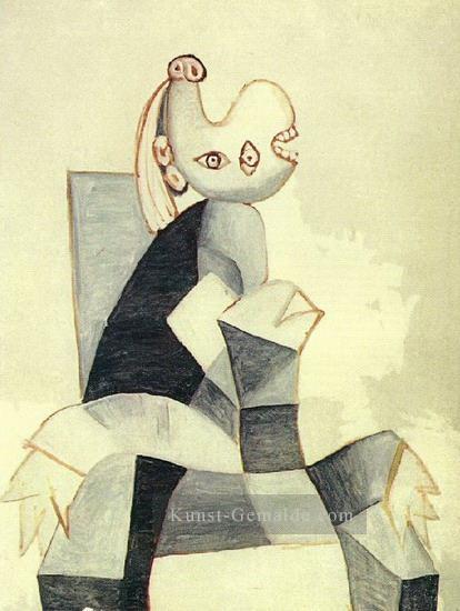 Frau sitzen dans un fauteuil gris 1939 kubist Pablo Picasso Ölgemälde